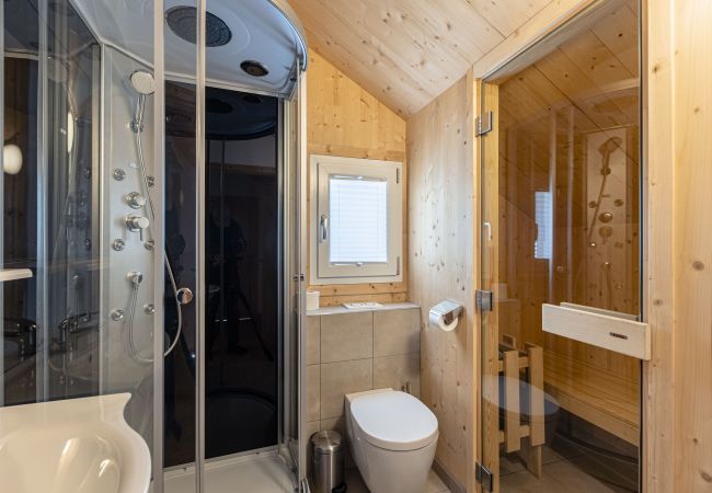 Huis in St. Georgen am Kreischberg - Chalet # 45a mit 3 Schlafzimmer, Sauna & Whirlpool Huis in St. Georgen am Kreischberg - Chalet # 45a mit 3 Schlafzimmer, Sauna & Whirlpool