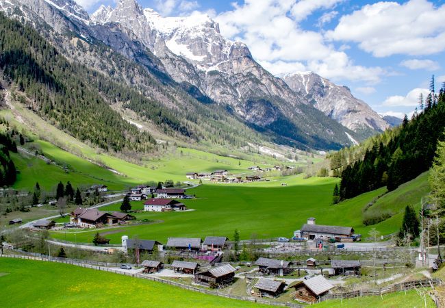 Chalet in Steinach am Brenner - Chalet met 4 slaapkamers  voor tot 10 personen Chalet in Steinach am Brenner - Chalet met 4 slaapkamers  voor tot 10 personen