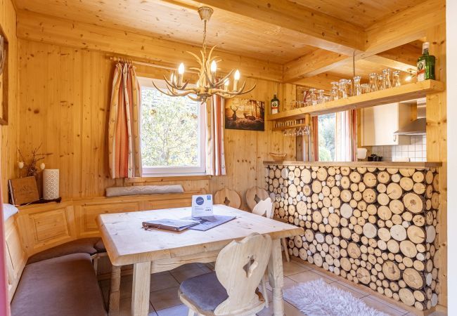 Chalet in Stadl an der Mur - Vakantiehuis # 155 met 3 slaapkamers voor 6 personen Chalet in Stadl an der Mur - Vakantiehuis # 155 met 3 slaapkamers voor 6 personen