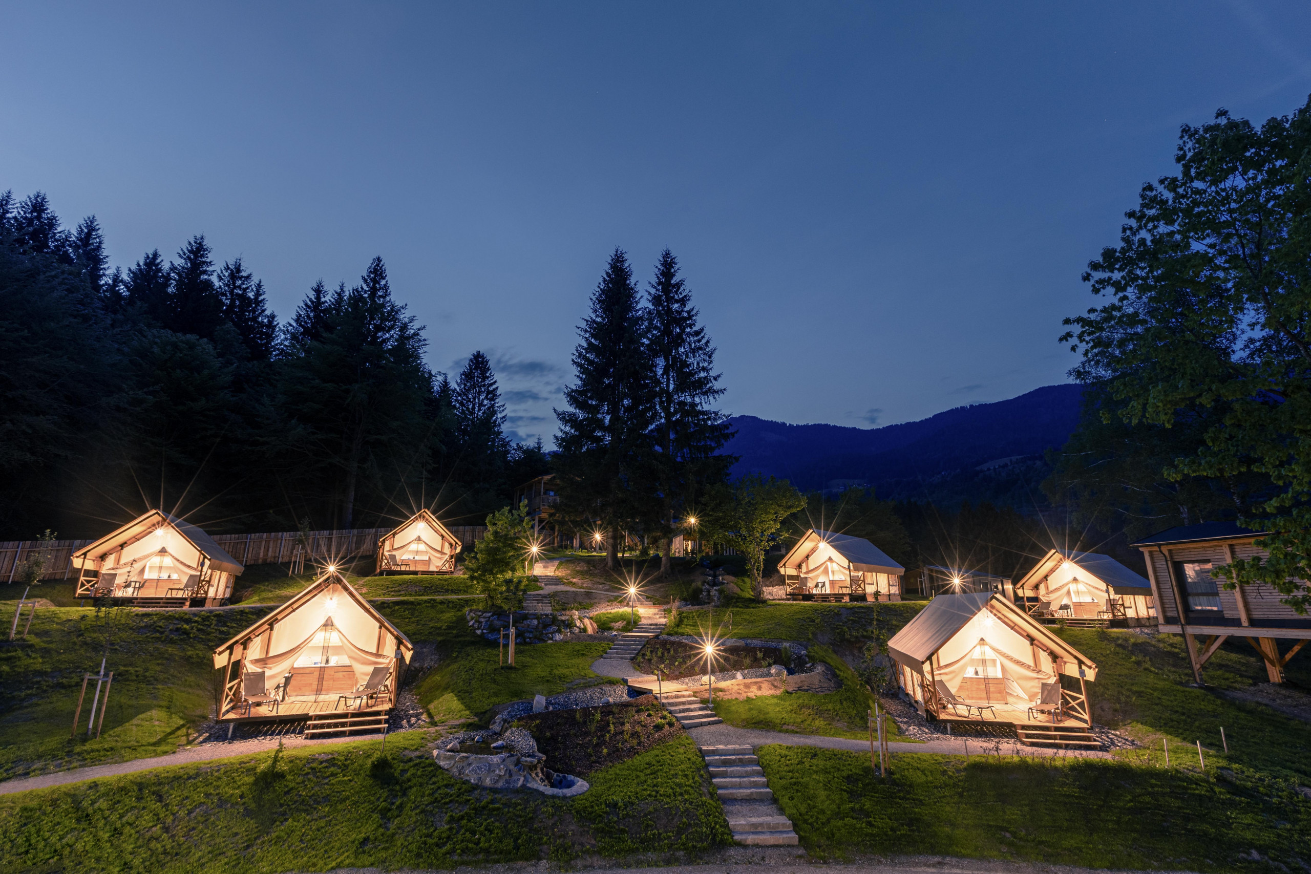  in Kötschach-Mauthen - Luxe tent Safari voor 4 personen