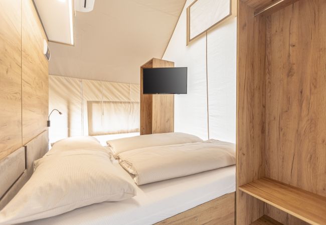 Chalet in Kötschach-Mauthen - Luxe tent Safari voor 4 personen Chalet in Kötschach-Mauthen - Luxe tent Safari voor 4 personen