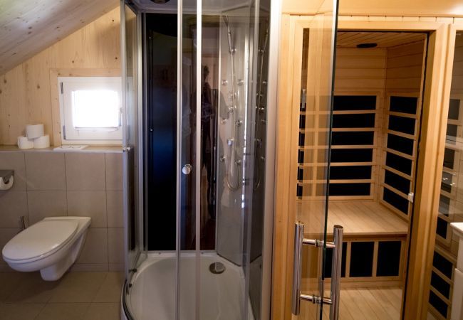 Huis in St. Georgen am Kreischberg - Chalet # 20 with 3 Bedrooms, IR sauna & Whirlpool Huis in St. Georgen am Kreischberg - Chalet # 20 with 3 Bedrooms, IR sauna & Whirlpool