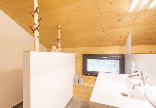 Huis in St. Georgen am Kreischberg - Superior Chalet # 28 met sauna Huis in St. Georgen am Kreischberg - Superior Chalet # 28 met sauna