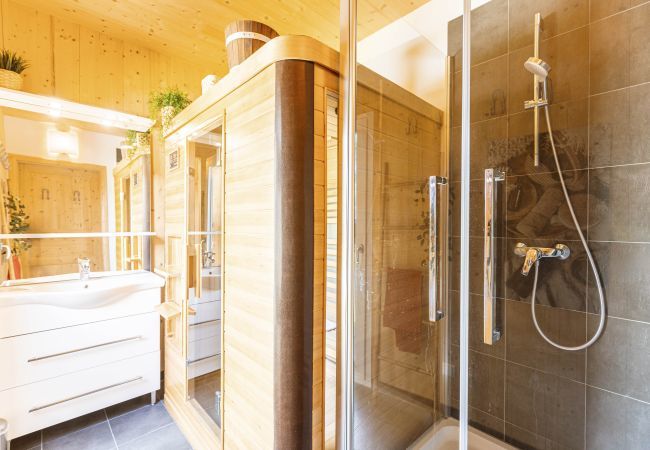 Huis in St. Georgen am Kreischberg - Chalet # 49a with 4 Bedrooms, IR sauna & whirlpool Huis in St. Georgen am Kreischberg - Chalet # 49a with 4 Bedrooms, IR sauna & whirlpool