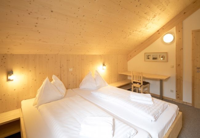 Huis in St. Georgen am Kreischberg - Chalet # 16 with 4 Bdrooms, sauna & whirlpool Huis in St. Georgen am Kreischberg - Chalet # 16 with 4 Bdrooms, sauna & whirlpool