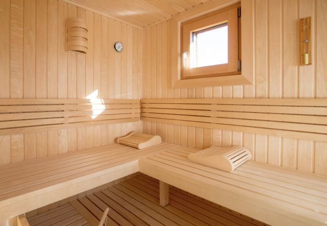 Huis in St. Georgen am Kreischberg - Chalet # 16 with 4 Bdrooms, sauna & whirlpool Huis in St. Georgen am Kreischberg - Chalet # 16 with 4 Bdrooms, sauna & whirlpool
