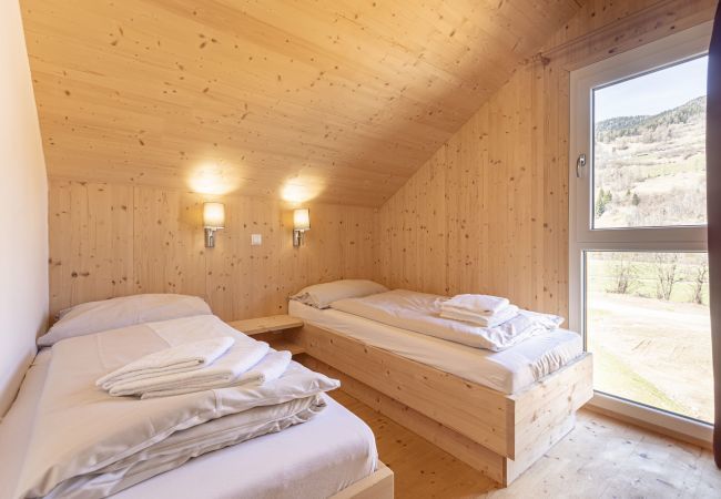 Huis in St. Georgen am Kreischberg - Chalet # 49b with 4 Bedrooms, IR sauna & whirlpool Huis in St. Georgen am Kreischberg - Chalet # 49b with 4 Bedrooms, IR sauna & whirlpool