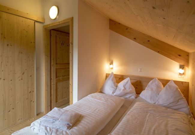 Huis in St. Georgen am Kreischberg - Chalet # 6a with 4 Bedrooms, IR sauna & whirlpool Huis in St. Georgen am Kreischberg - Chalet # 6a with 4 Bedrooms, IR sauna & whirlpool