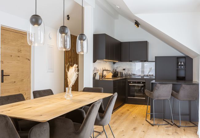 Appartement in Fiss - Premium appartement # 14 met 2 slaapkamers en balkon