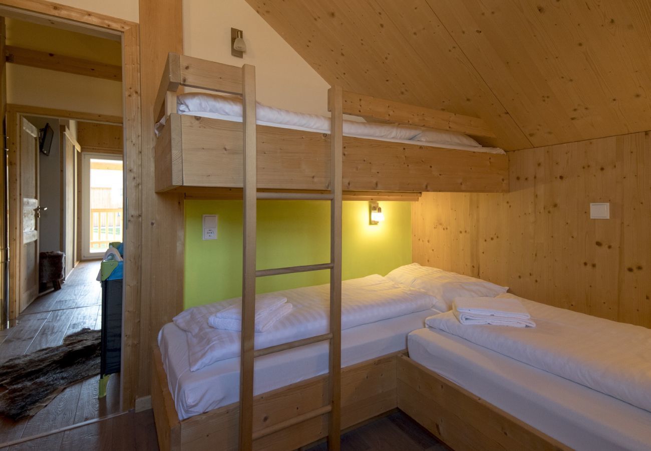 Huis in St. Georgen am Kreischberg - Chalet # 15 met 3 slaapkamers, sauna & whirlpool Huis in St. Georgen am Kreischberg - Chalet # 15 met 3 slaapkamers, sauna & whirlpool