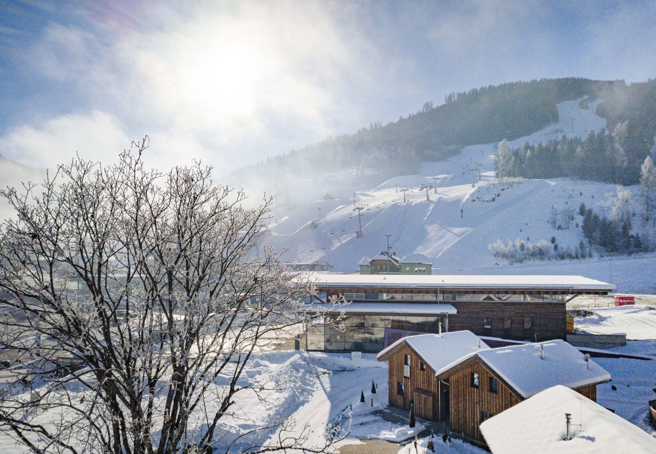 Chalet in St. Georgen am Kreischberg - Chalet # 53 met 4 slaapkamers & IR-sauna Chalet in St. Georgen am Kreischberg - Chalet # 53 met 4 slaapkamers & IR-sauna