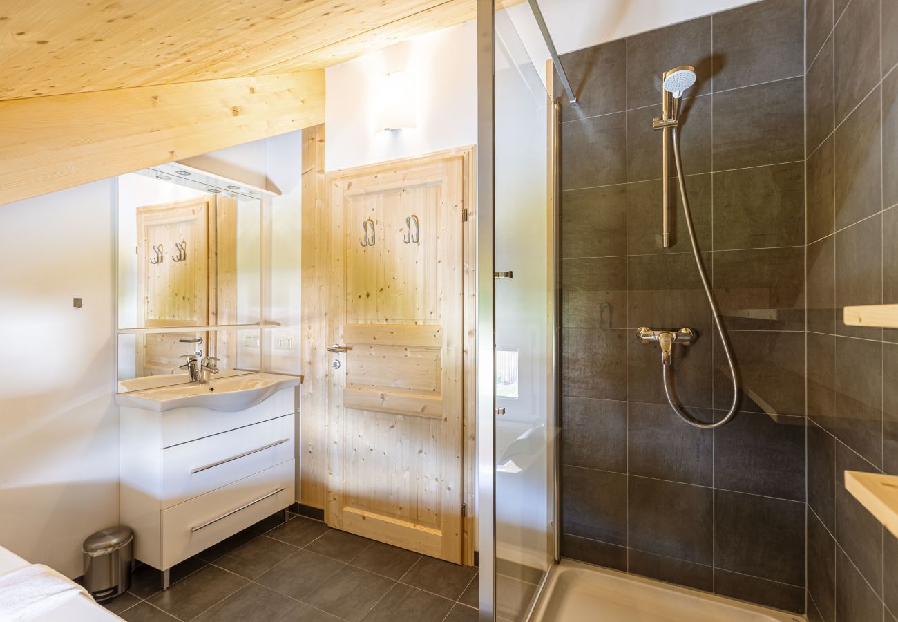 Huis in St. Georgen am Kreischberg - Chalet # 49a with 4 Bedrooms, IR sauna & whirlpool Huis in St. Georgen am Kreischberg - Chalet # 49a with 4 Bedrooms, IR sauna & whirlpool