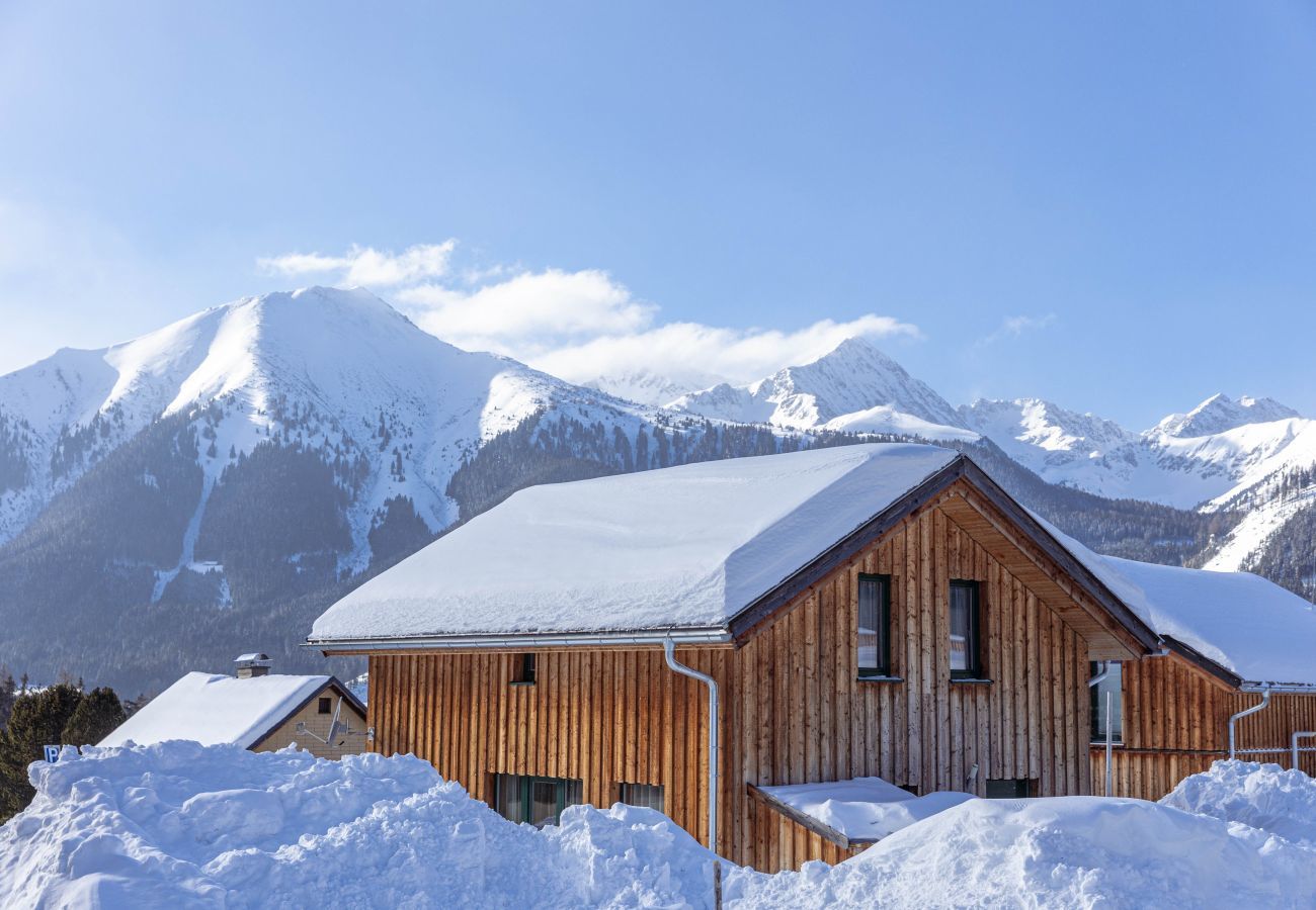 Huis in Hohentauern - Superior Chalet # 31 with IR-Sauna & Whirlpool bath Huis in Hohentauern - Superior Chalet # 31 with IR-Sauna & Whirlpool bath