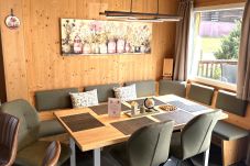 Chalet in St. Georgen am Kreischberg - Chalet # 14a mit 4 Schlafzimmer, IR-Sauna & Whirlpool