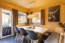 Ferienhaus in St. Georgen am Kreischberg - Chalet # 65b mit 4 Schlafzimmer, Sauna & Whirlpool