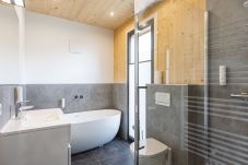 Ferienwohnung in St. Georgen am Kreischberg - Penthouse # 3c mit Sauna & Außenbadewanne