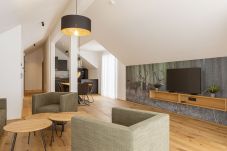 Ferienwohnung in Fiss - Premium Ferienwohnung  # 14 mit 2 Schlafzimmern und Balkon SV