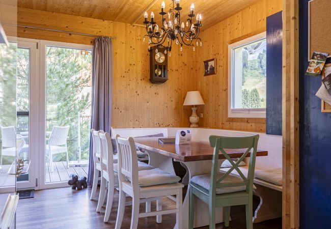 Chalet in Murau - Ferienhaus # 22 mit 4 Schlafzimmern & IR-Sauna Chalet in Murau - Ferienhaus # 22 mit 4 Schlafzimmern & IR-Sauna