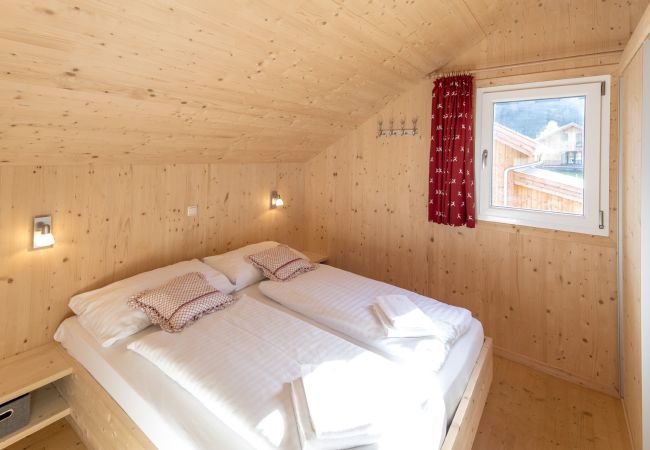 Ferienhaus in St. Georgen am Kreischberg - Chalet # 4a mit 2 Schlafzimmern & IR-Sauna Ferienhaus in St. Georgen am Kreischberg - Chalet # 4a mit 2 Schlafzimmern & IR-Sauna