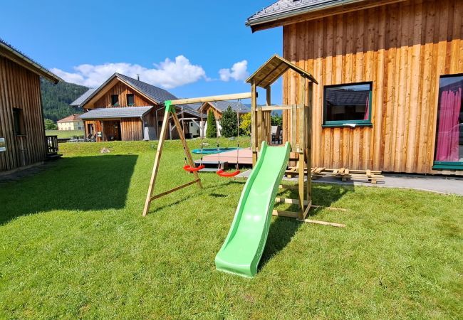 Chalet in Murau - Superior Ferienhaus # 15 mit IR-Sauna & Whirlpool Chalet in Murau - Superior Ferienhaus # 15 mit IR-Sauna & Whirlpool