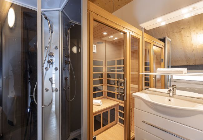 Chalet in Murau - Ferienhaus # 21b mit 3 Schlafzimmern & IR-Sauna Chalet in Murau - Ferienhaus # 21b mit 3 Schlafzimmern & IR-Sauna