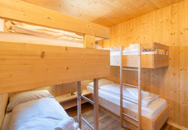 Chalet in Pichl bei Schladming - Superior Chalet # 04 mit Sauna & Whirlwanne innen Chalet in Pichl bei Schladming - Superior Chalet # 04 mit Sauna & Whirlwanne innen