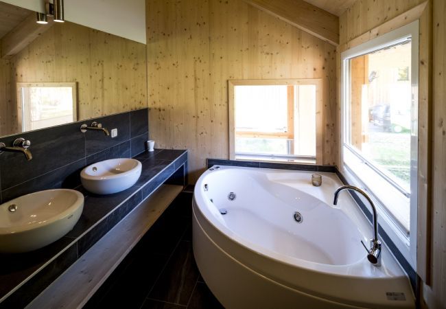 Ferienhaus in St. Georgen am Kreischberg - Premium Chalet # 42 mit IR-Sauna  Ferienhaus in St. Georgen am Kreischberg - Premium Chalet # 42 mit IR-Sauna