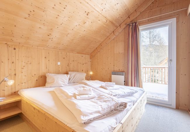 Chalet in Stadl an der Mur - Ferienhaus # 140 mit 4 Schlafzimmern & Sauna  Chalet in Stadl an der Mur - Ferienhaus # 140 mit 4 Schlafzimmern & Sauna