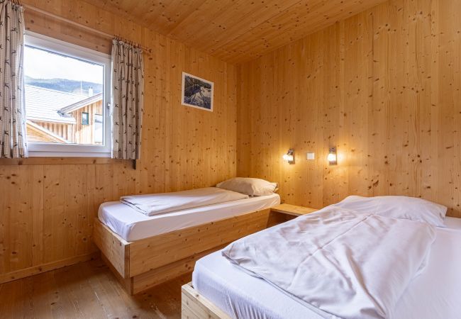 Ferienhaus in St. Georgen am Kreischberg - Premium Chalet # 19 mit IR-Sauna & Whirlpool  Ferienhaus in St. Georgen am Kreischberg - Premium Chalet # 19 mit IR-Sauna & Whirlpool