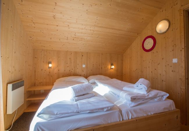 Ferienhaus in Hohentauern - Superior Ferienhaus # 43 mit Whirlwanne Ferienhaus in Hohentauern - Superior Ferienhaus # 43 mit Whirlwanne