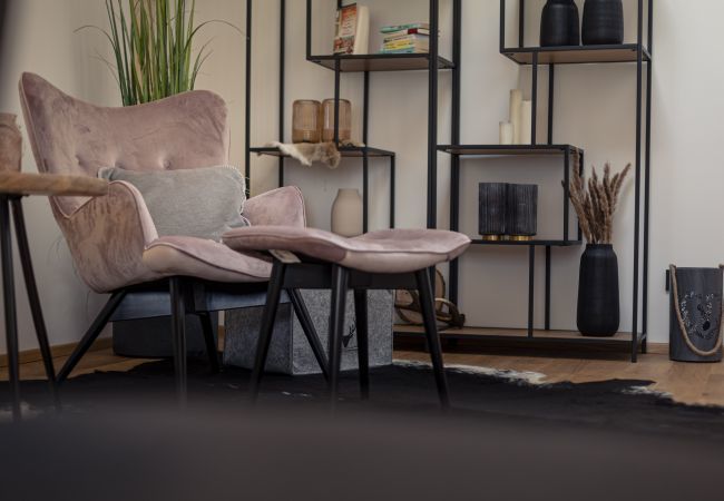 Ferienwohnung in Haus im Ennstal - Premium Ferienwohnung mit Galerie, Sauna & Whirlpool Ferienwohnung in Haus im Ennstal - Premium Ferienwohnung mit Galerie, Sauna & Whirlpool