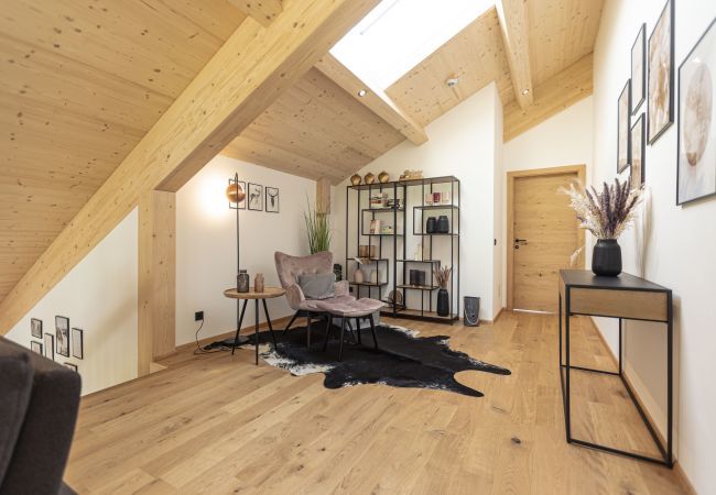 Ferienwohnung in Haus im Ennstal - Premium Ferienwohnung mit Galerie, Sauna & Whirlpool Ferienwohnung in Haus im Ennstal - Premium Ferienwohnung mit Galerie, Sauna & Whirlpool