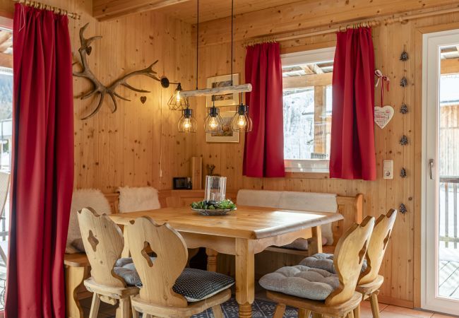 Chalet in Stadl an der Mur - Ferienhaus # 139 mit 4 Schlafzimmer & Whirlpool Chalet in Stadl an der Mur - Ferienhaus # 139 mit 4 Schlafzimmer & Whirlpool