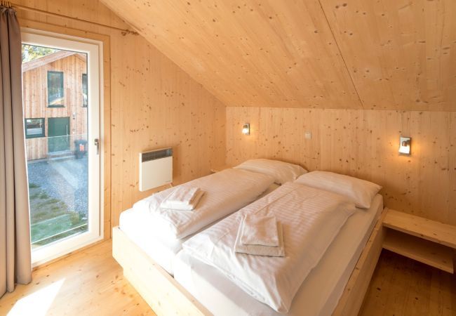 Ferienhaus in St. Georgen am Kreischberg - Chalet # 44a mit 3 Schlafzimmer, IR-Sauna & Whirlpool Ferienhaus in St. Georgen am Kreischberg - Chalet # 44a mit 3 Schlafzimmer, IR-Sauna & Whirlpool