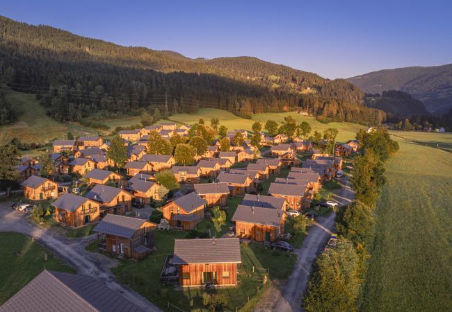 Ferienhaus in St. Georgen am Kreischberg - Chalet # 44a mit 3 Schlafzimmer, IR-Sauna & Whirlpool Ferienhaus in St. Georgen am Kreischberg - Chalet # 44a mit 3 Schlafzimmer, IR-Sauna & Whirlpool