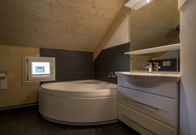 Ferienhaus in St. Georgen am Kreischberg - Chalet # 63a mit 4 Schlafzimmer, IR-Sauna & Whirlpool Ferienhaus in St. Georgen am Kreischberg - Chalet # 63a mit 4 Schlafzimmer, IR-Sauna & Whirlpool