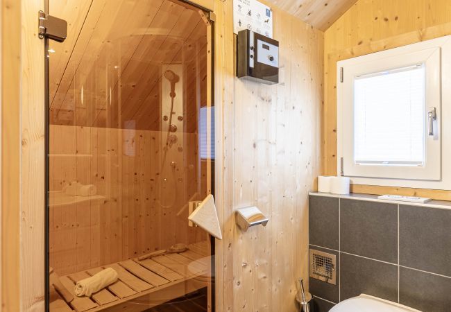 Ferienhaus in St. Georgen am Kreischberg - Chalet # 13a mit 3 Schlafzimmer, Sauna & Whirlpool Ferienhaus in St. Georgen am Kreischberg - Chalet # 13a mit 3 Schlafzimmer, Sauna & Whirlpool