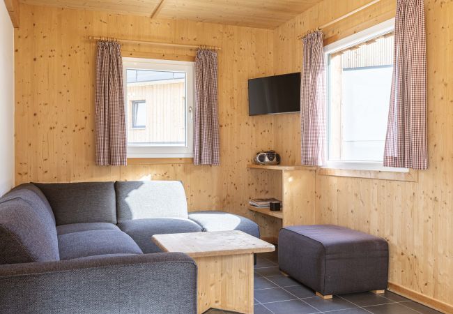 Ferienhaus in St. Georgen am Kreischberg - Chalet # 13a mit 3 Schlafzimmer, Sauna & Whirlpool Ferienhaus in St. Georgen am Kreischberg - Chalet # 13a mit 3 Schlafzimmer, Sauna & Whirlpool