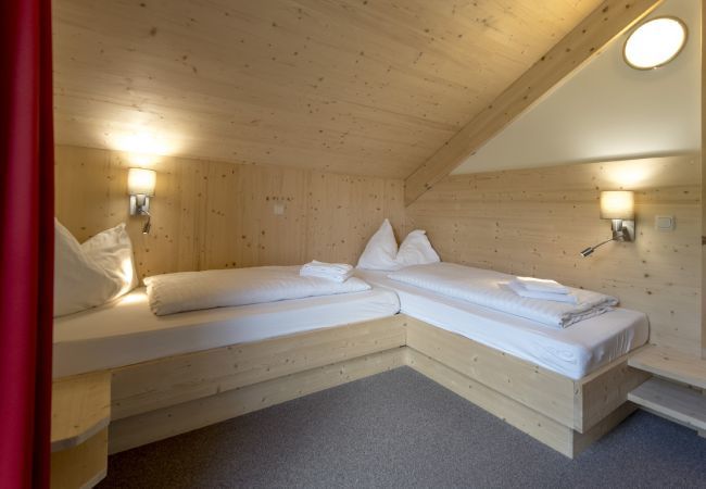 Ferienhaus in St. Georgen am Kreischberg - Superior Chalet # 66 mit IR-Sauna & Whirlpool Ferienhaus in St. Georgen am Kreischberg - Superior Chalet # 66 mit IR-Sauna & Whirlpool