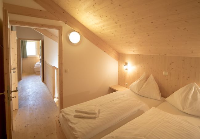 Ferienhaus in St. Georgen am Kreischberg - Chalet # 63b mit 4 Schlafzimmer, Sauna & Whirlpool Ferienhaus in St. Georgen am Kreischberg - Chalet # 63b mit 4 Schlafzimmer, Sauna & Whirlpool