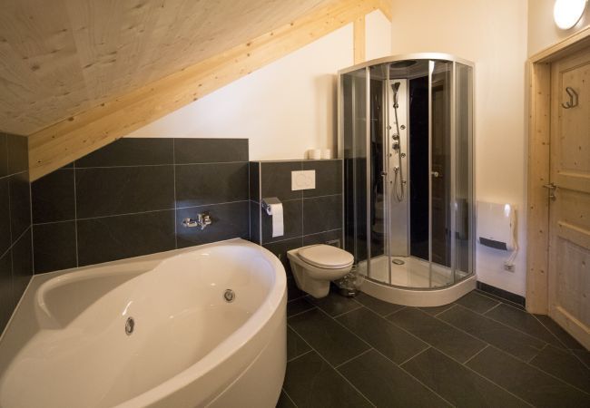 Ferienhaus in St. Georgen am Kreischberg - Chalet # 63b mit 4 Schlafzimmer, Sauna & Whirlpool Ferienhaus in St. Georgen am Kreischberg - Chalet # 63b mit 4 Schlafzimmer, Sauna & Whirlpool