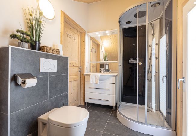 Ferienhaus in St. Georgen am Kreischberg - Chalet # 11b mit 2 Schlafzimmer, Sauna & Whirlpool Ferienhaus in St. Georgen am Kreischberg - Chalet # 11b mit 2 Schlafzimmer, Sauna & Whirlpool