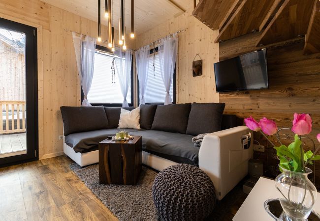 Ferienhaus in St. Georgen am Kreischberg - Chalet # 43b mit 3 Schlafzimmer, IR-Sauna & Whirlpool Ferienhaus in St. Georgen am Kreischberg - Chalet # 43b mit 3 Schlafzimmer, IR-Sauna & Whirlpool
