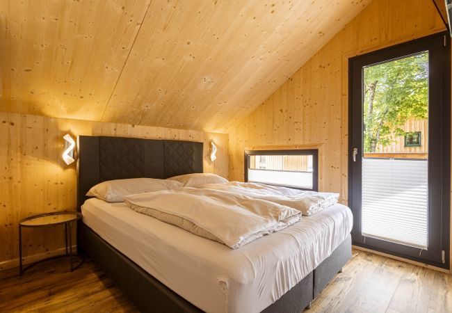 Ferienhaus in St. Georgen am Kreischberg - Chalet # 43b mit 3 Schlafzimmer, IR-Sauna & Whirlpool Ferienhaus in St. Georgen am Kreischberg - Chalet # 43b mit 3 Schlafzimmer, IR-Sauna & Whirlpool