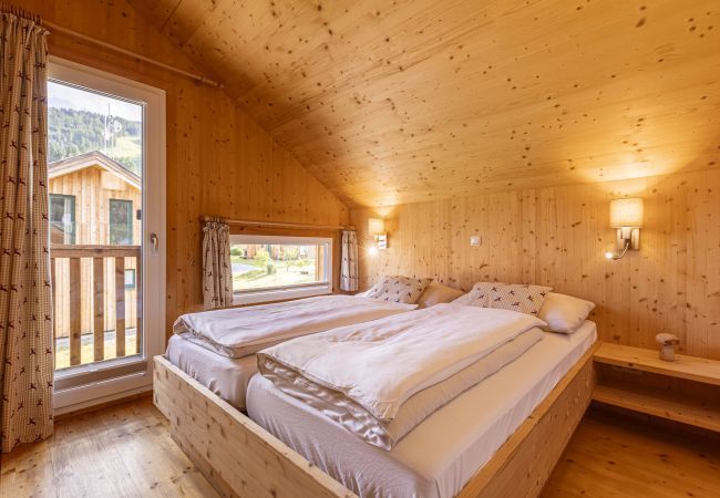 Ferienhaus in St. Georgen am Kreischberg - Chalet # 62a mit 4 Schlafzimmer, IR-Sauna & Whirlpool Ferienhaus in St. Georgen am Kreischberg - Chalet # 62a mit 4 Schlafzimmer, IR-Sauna & Whirlpool