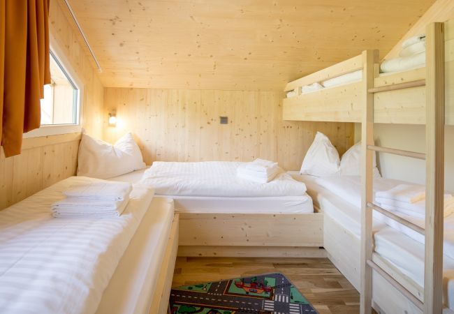 Ferienhaus in St. Georgen am Kreischberg - Chalet # 48 mit 4 Schlafzimmer, Sauna & Swim Spa Ferienhaus in St. Georgen am Kreischberg - Chalet # 48 mit 4 Schlafzimmer, Sauna & Swim Spa