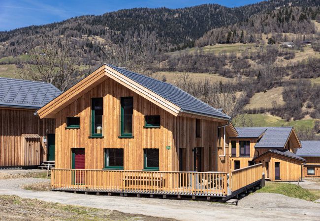 Ferienhaus in St. Georgen am Kreischberg - Chalet # 31b mit 4 Schlafzimmer, IR-Sauna & Whirlpool Ferienhaus in St. Georgen am Kreischberg - Chalet # 31b mit 4 Schlafzimmer, IR-Sauna & Whirlpool