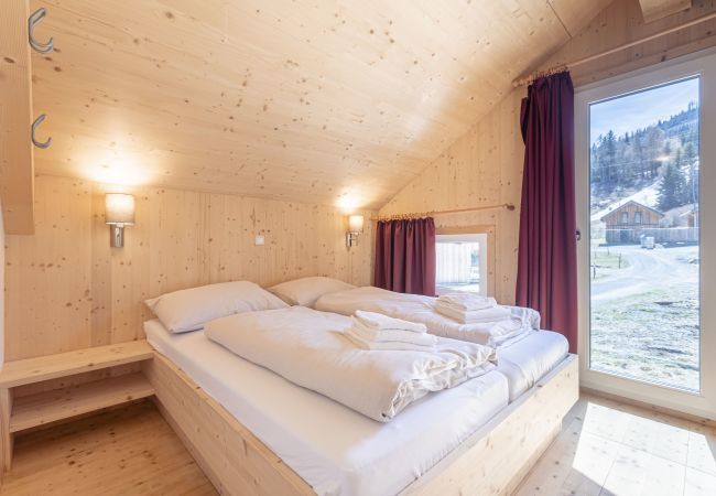 Ferienhaus in St. Georgen am Kreischberg - Chalet # 31b mit 4 Schlafzimmer, IR-Sauna & Whirlpool Ferienhaus in St. Georgen am Kreischberg - Chalet # 31b mit 4 Schlafzimmer, IR-Sauna & Whirlpool