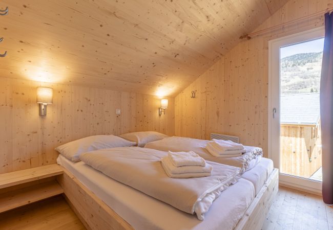 Ferienhaus in St. Georgen am Kreischberg - Chalet # 31b mit 4 Schlafzimmer, IR-Sauna & Whirlpool Ferienhaus in St. Georgen am Kreischberg - Chalet # 31b mit 4 Schlafzimmer, IR-Sauna & Whirlpool