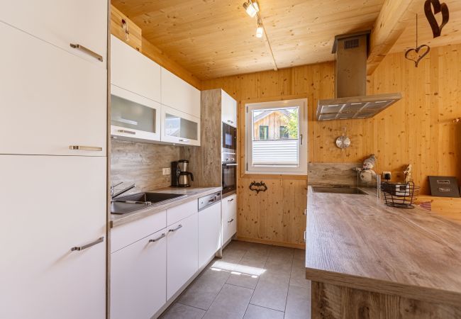 Ferienhaus in St. Georgen am Kreischberg - Chalet # 32b mit 4 Schlafzimmer, IR-Sauna & Whirlpool Ferienhaus in St. Georgen am Kreischberg - Chalet # 32b mit 4 Schlafzimmer, IR-Sauna & Whirlpool